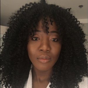 Meet your Posher, Janet